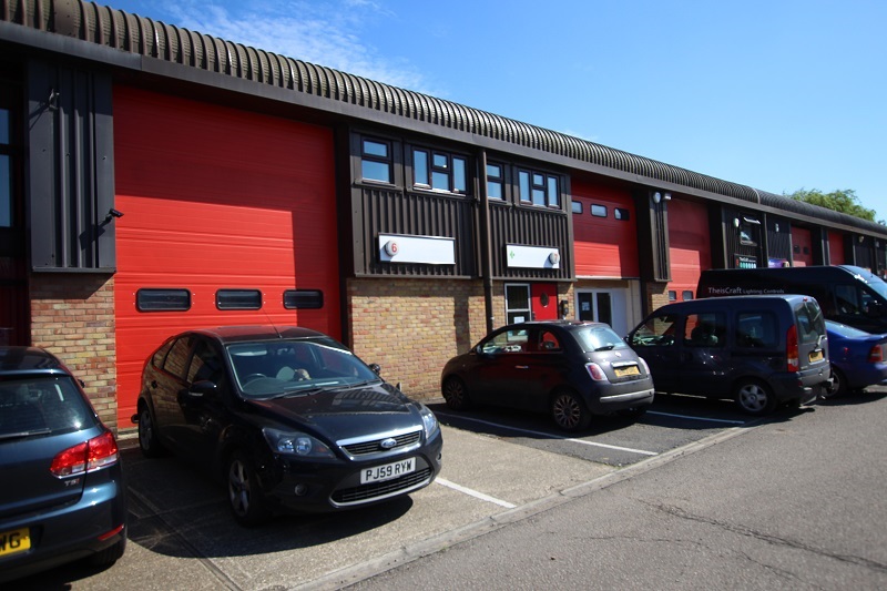 INDUSTRIAL PROPERTY SALE IN FARNHAM, SURREY