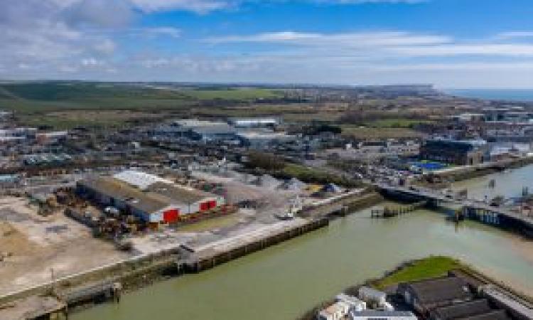 GLENSTONE ACQUIRES SOUTH COAST INDUSTRIAL OPEN STORAGE FACILITY