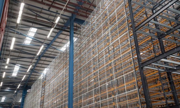 Hines Pan-European Core Fund Acquires Three Logistics Warehouses Near London's Heathrow Airport