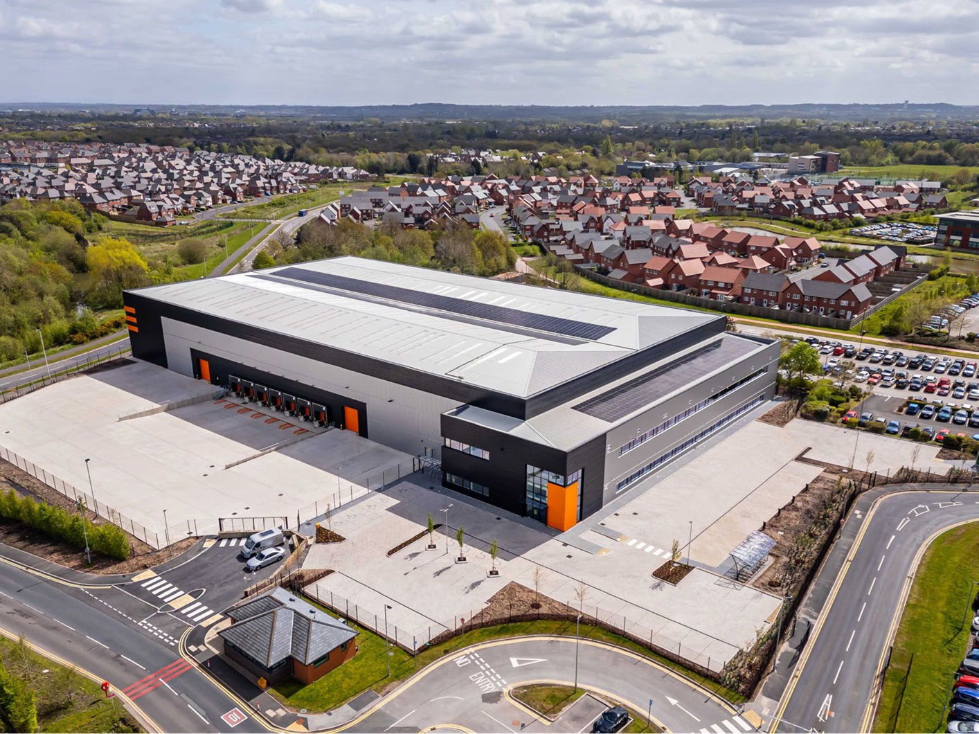 CUBE RE lets recently acquired Warrington logistics unit as part of its industrial portfolio expansion