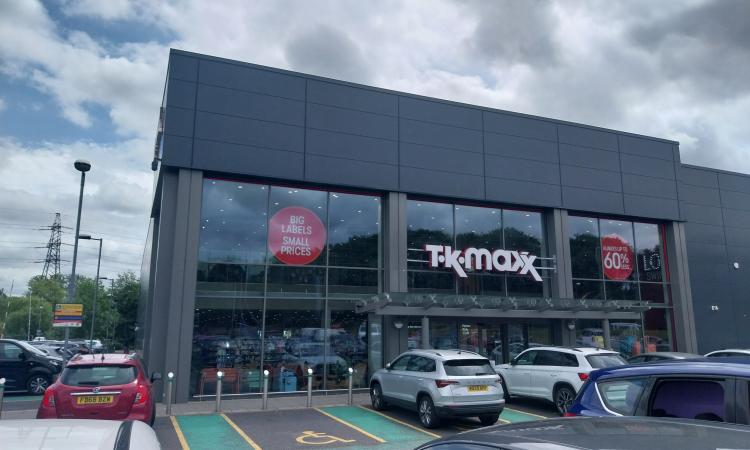 Retail Resilience: The Shifting Landscape of In-Town and Out-of-Town Investment