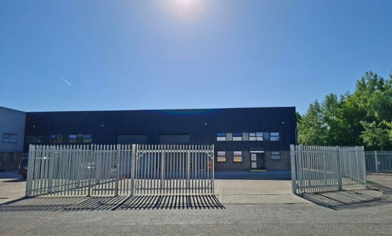Two occupiers let units at Aylesford trading estate