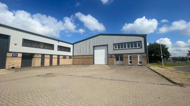 Bailey Power Services ‘charge’ into The Meridian Industrial Estate