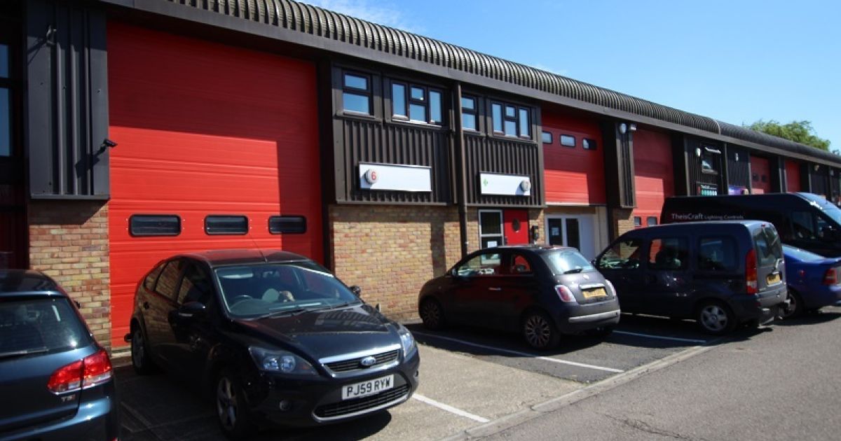 INDUSTRIAL PROPERTY SALE IN FARNHAM, SURREY