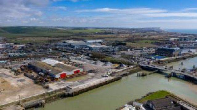 GLENSTONE ACQUIRES SOUTH COAST INDUSTRIAL OPEN STORAGE FACILITY