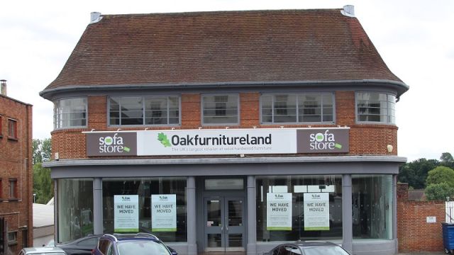 VET TAKES FORMER FURNITURE STORE