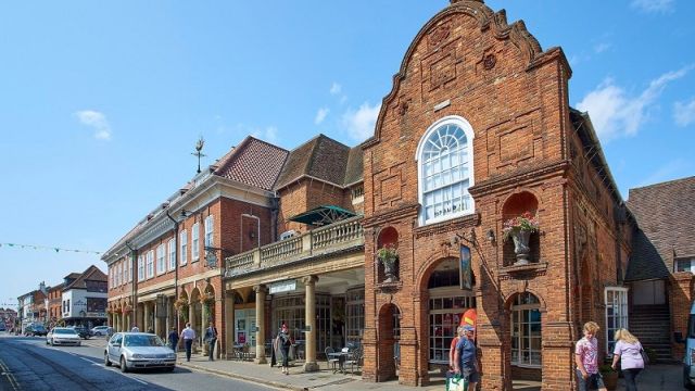 PRIME RETAIL PROPERTY LETTING BRINGS NEW RETAILER TO FARNHAM