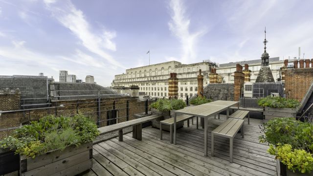 Remaining space at Strand Bridge House let to infrastructure company