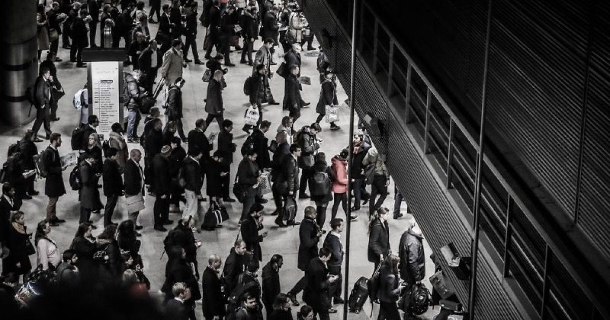 No significant increase in the number of office workers returning to their desks last week, according Remit Consulting.