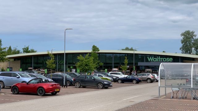 BGP advises London Metric on £62million acquisition of 5 Waitrose stores