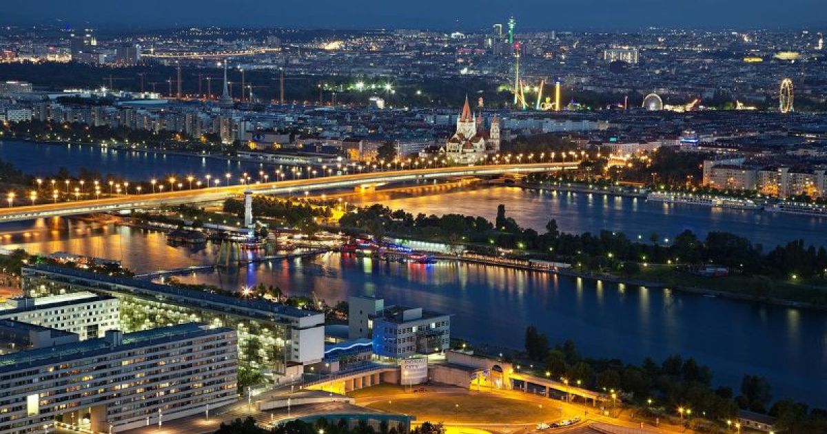 CAERUS in €67.5 million redevelopment refinance of a historic city palace in Vienna