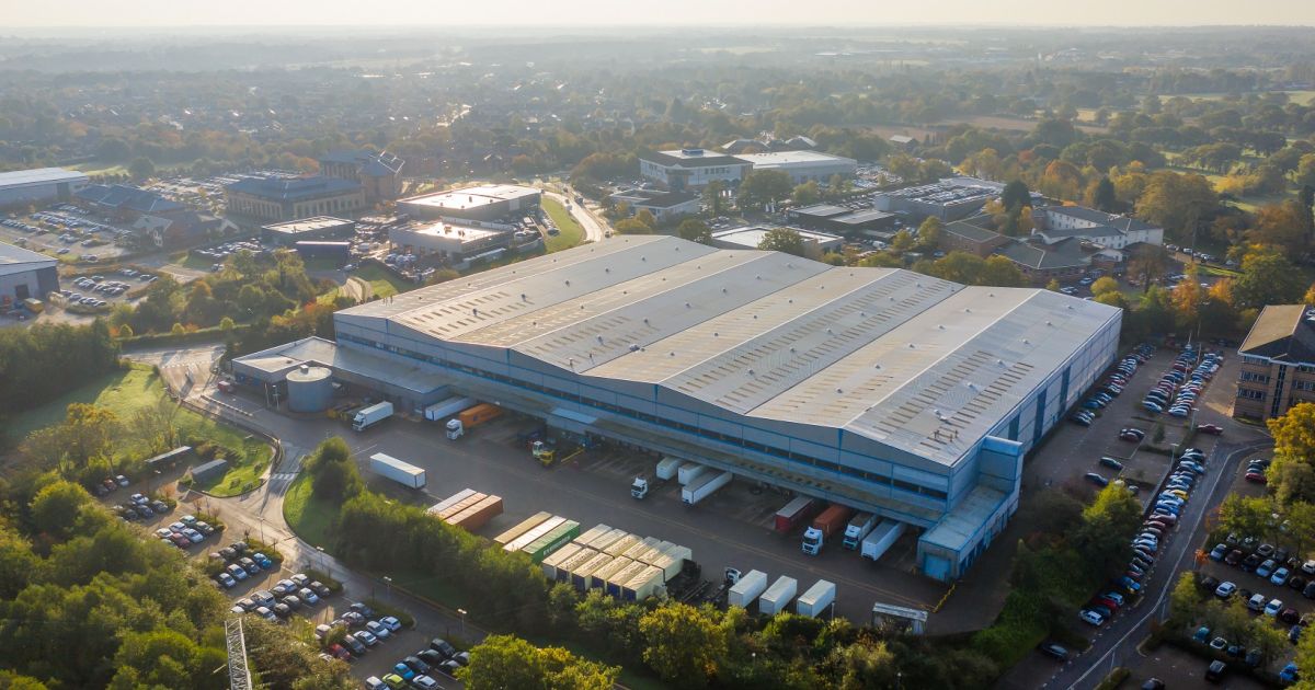 Logicor lets Solihull 262 warehouse to Farmfoods