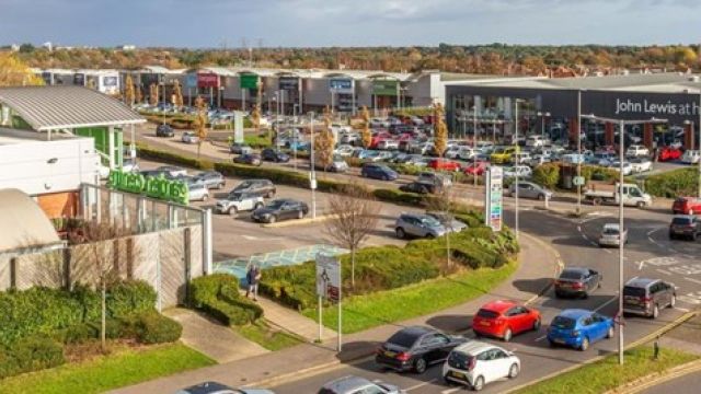 Redevco Acquires £518 Million UK Retail Park Portfolio from Oxford Properties