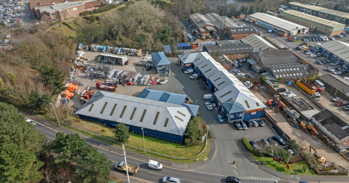 Vail Williams acquires prime Poole trade park for private buyer