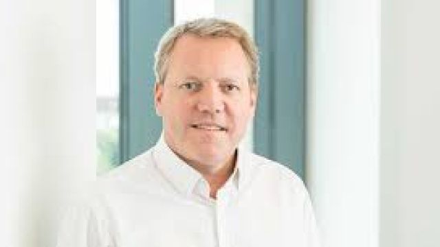 Hammerson's CEO steps down