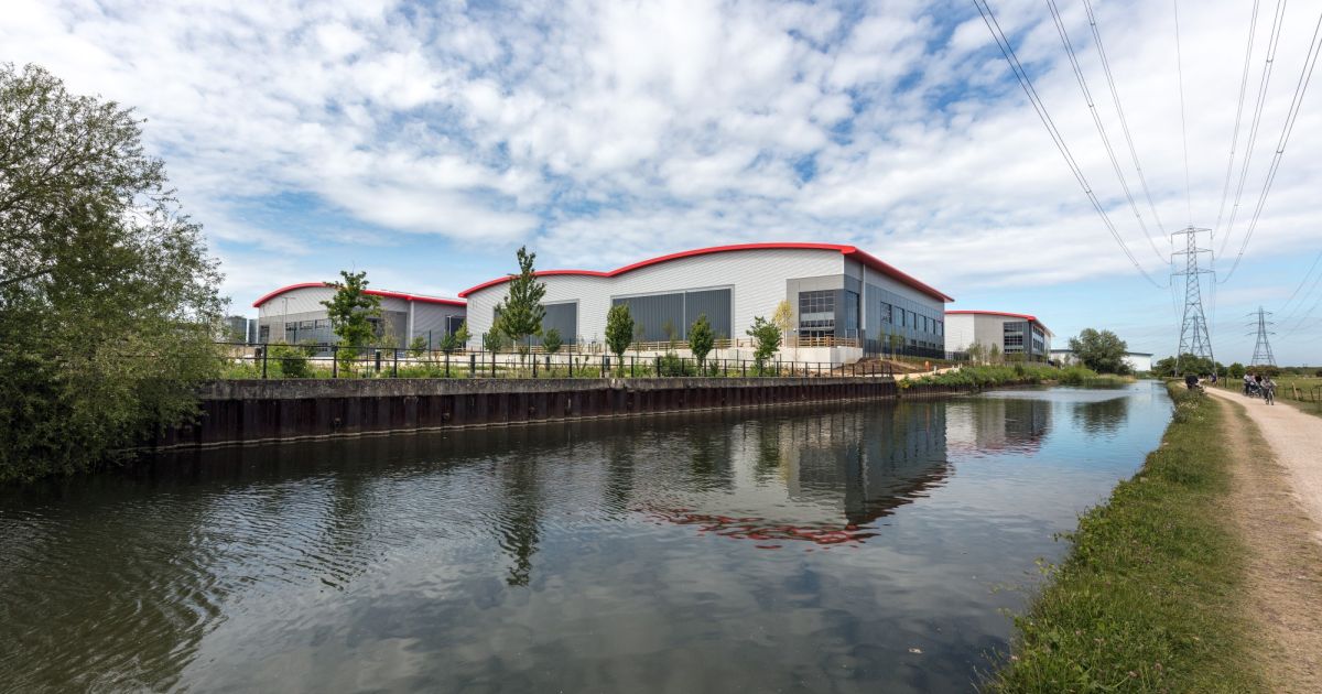 Netflix lease speculative units at SEGRO Park Enfield